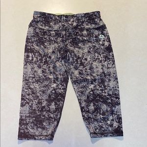 cropped workout pants